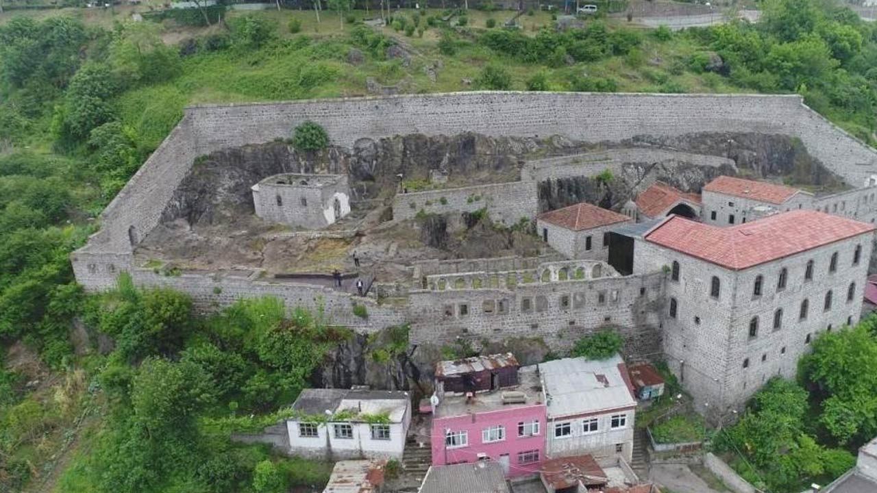 Girls' Monastery (Panagia Theoskepastos Monastery)