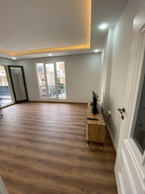 Beylikdüzü Apartment in Site