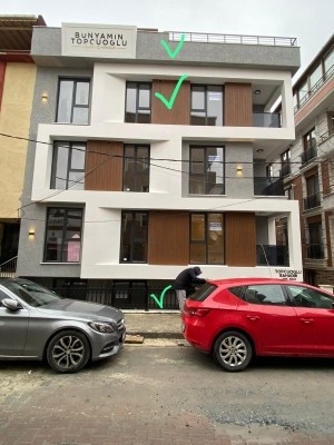Beylikdüzü Apartment in Site