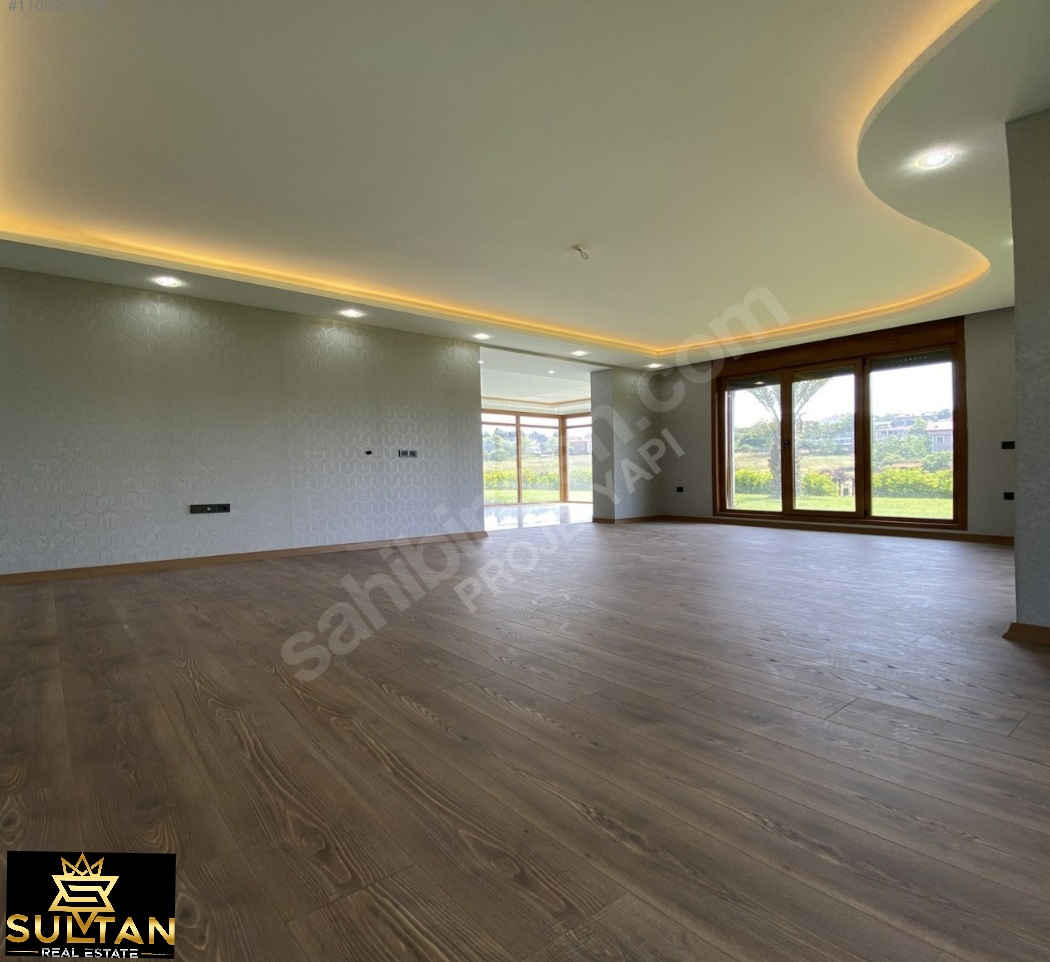 6+2 Luxury Villa, Beylikdüzü Investment Property