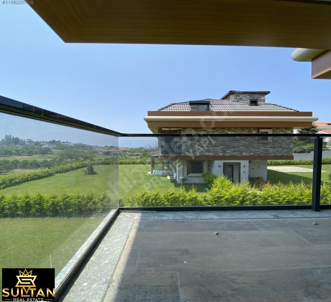 6+2 Luxury Villa, Beylikdüzü Investment Property