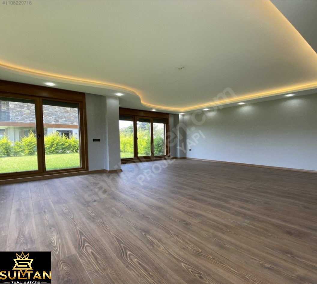 6+2 Luxury Villa, Beylikdüzü Investment Property