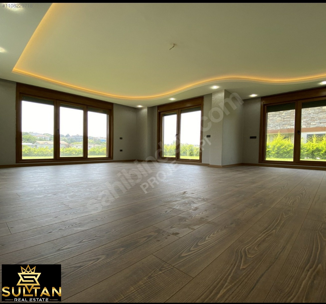 6+2 Luxury Villa, Beylikdüzü Investment Property