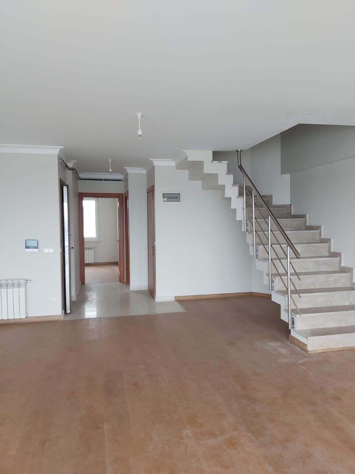 Apartment with Magnificent Bosphorus View