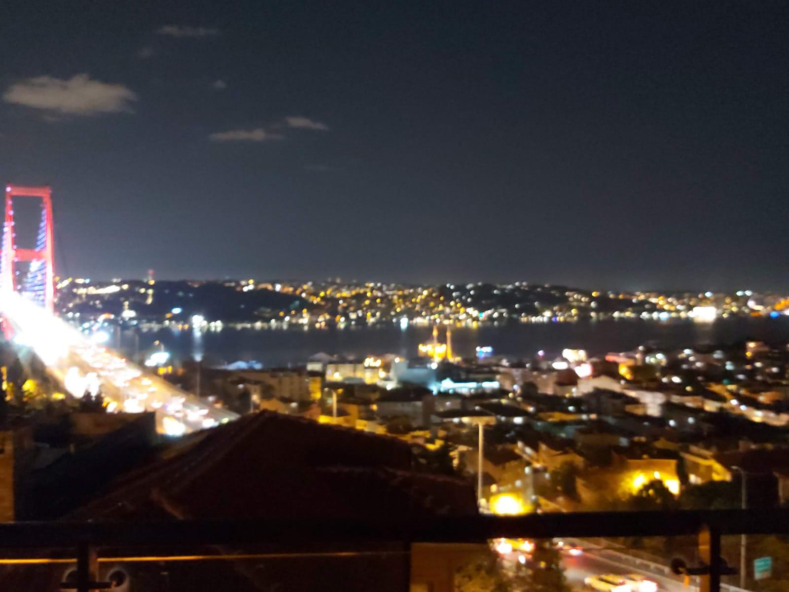 Apartment with Magnificent Bosphorus View