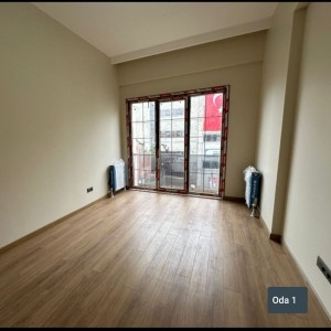 Beylikdüzü Apartment in Site