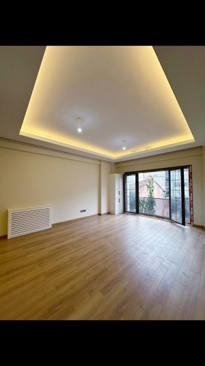 Beylikdüzü Apartment in Site