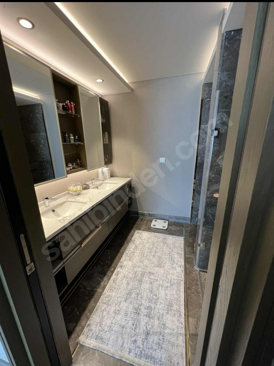 YEDİ MAVİ DENİZ MANZARALI SÜPER KONUMDA DAİRE