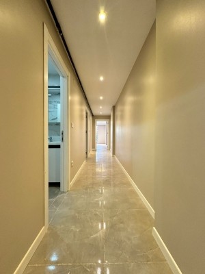 Beylikdüzü Apartment in Site